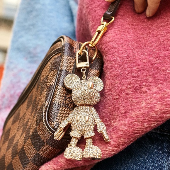 DISNEY x BAUBLEBAR Mickey Mouse Bag Charm Key Holder Pink Enamel Limited Edition - Picture 7 of 10